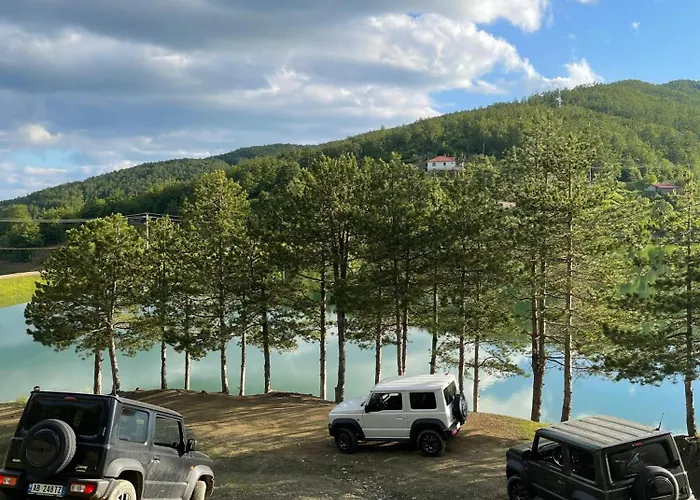 Discovery Compass 豪华帐篷 地拉那