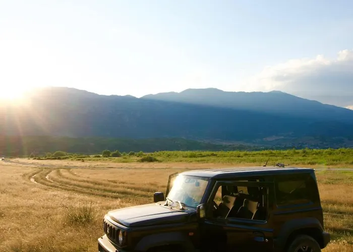 Glamping Discovery Compass Tirana